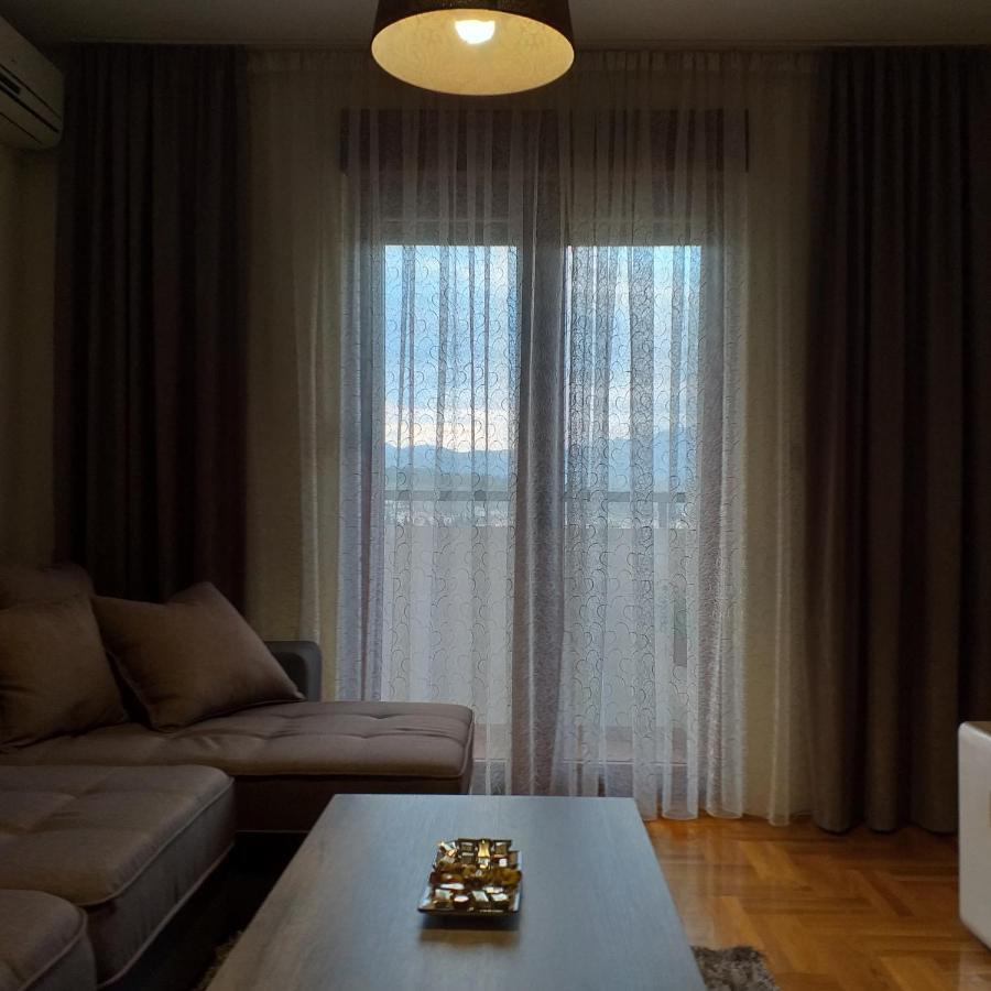 Aphrodite Apartment 波德戈里察 外观 照片