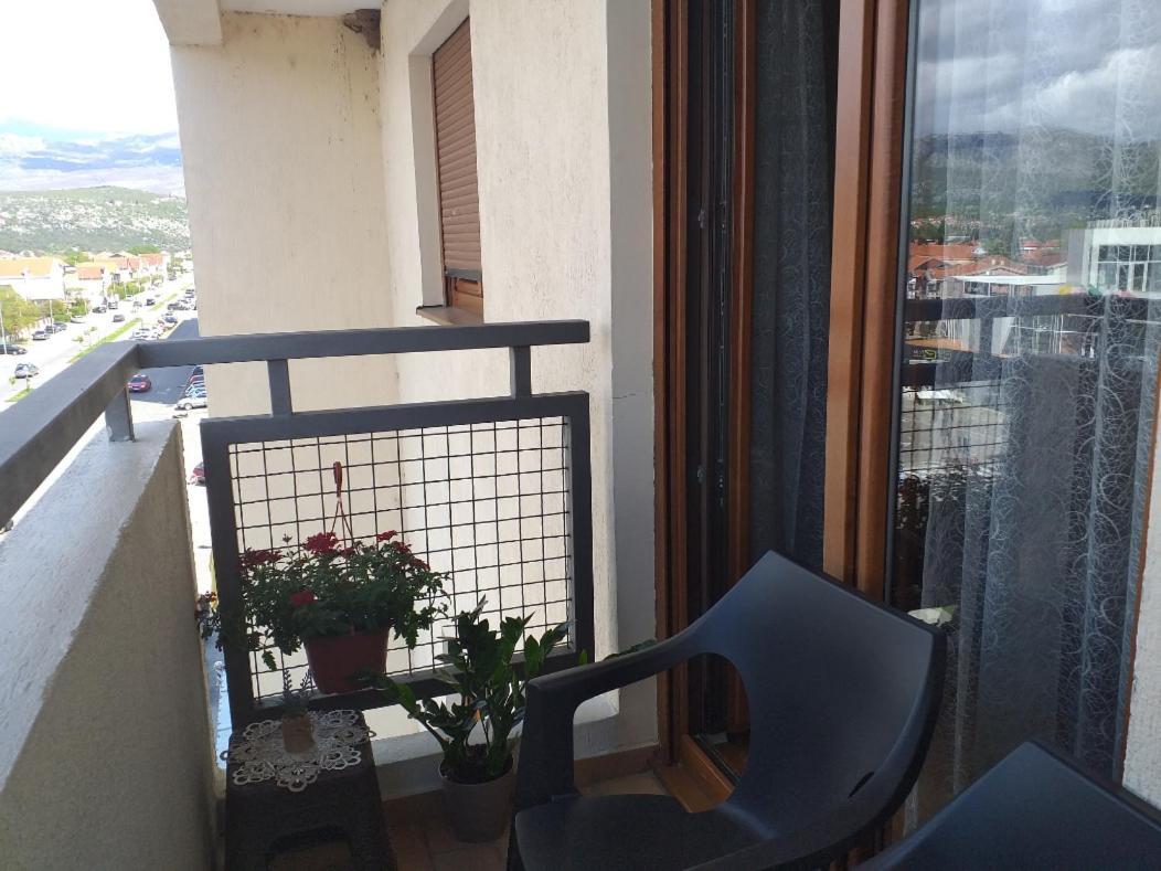 Aphrodite Apartment 波德戈里察 外观 照片